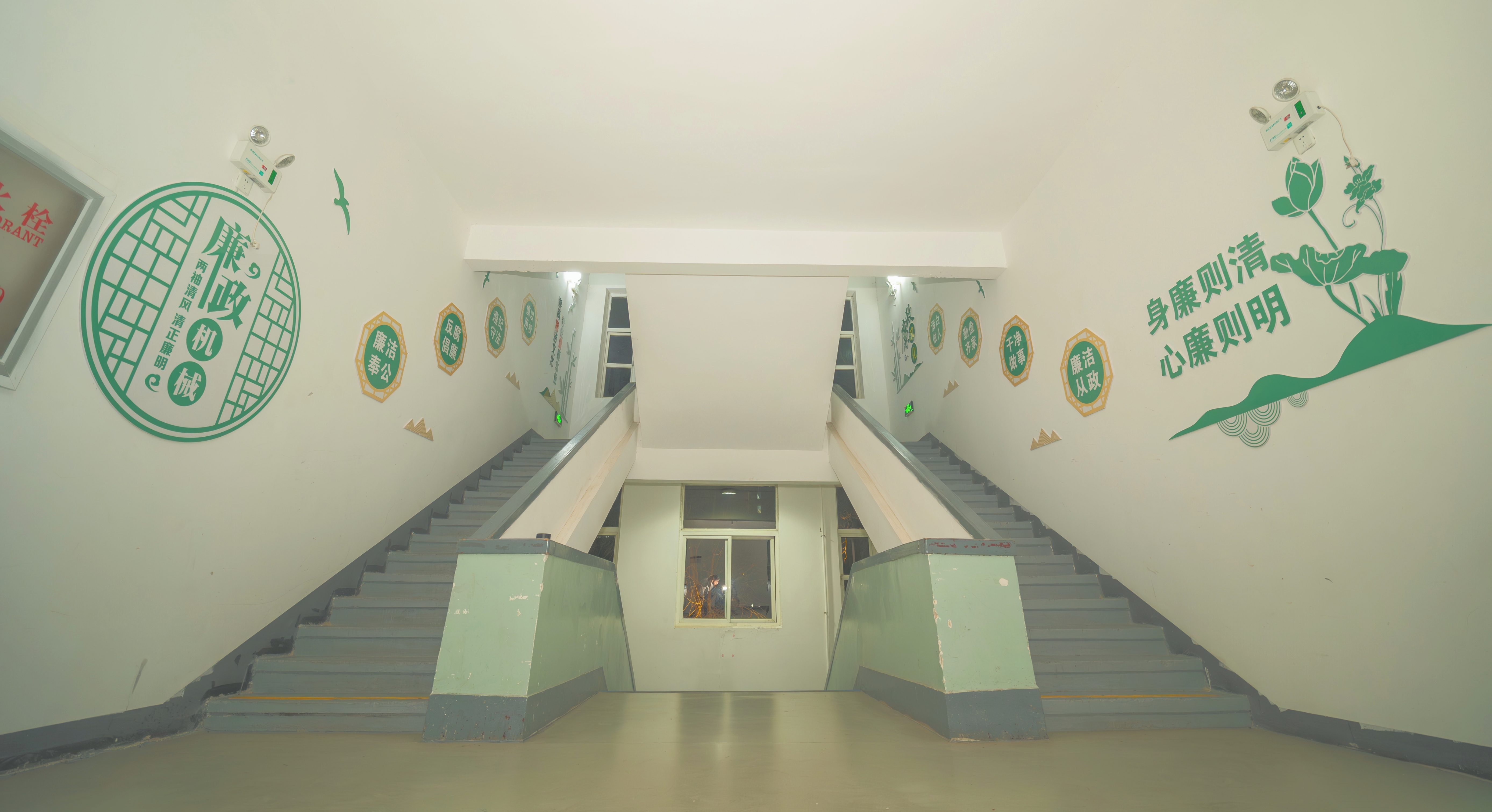 0b645279975042b7acc5ee5acf62c661.jpg 0b645279975042b7acc5ee5acf62c661.jpg