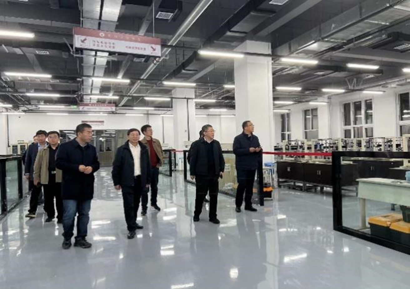 b86fbb39361345c6bfc3c39691a16494.jpg b86fbb39361345c6bfc3c39691a16494.jpg